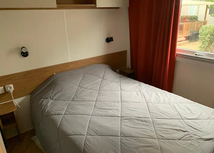 Les Sables Du Midi Camping